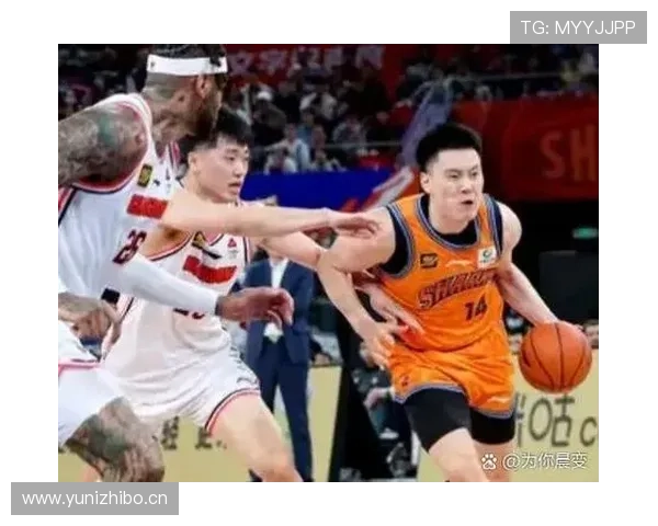 上海轻取山西11连胜 李弘权27分领衔 上海轻取山西11连胜 李弘权27分领衔